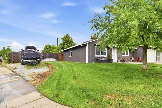 9101 Vernetta Way, Elk Grove, CA 95624