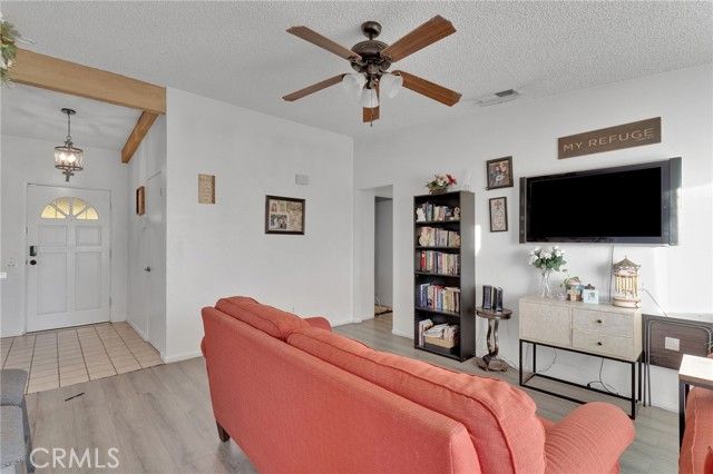 13167 Olathe Road, Apple Valley, CA 92308