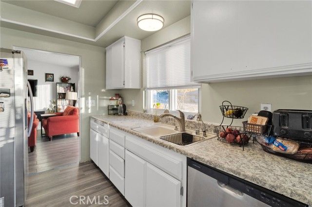 13167 Olathe Road, Apple Valley, CA 92308