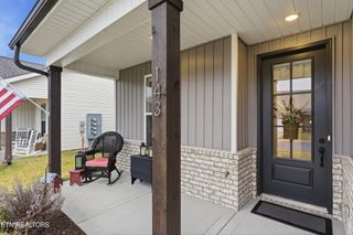 143 Elise Way, Lenoir City, TN 37771