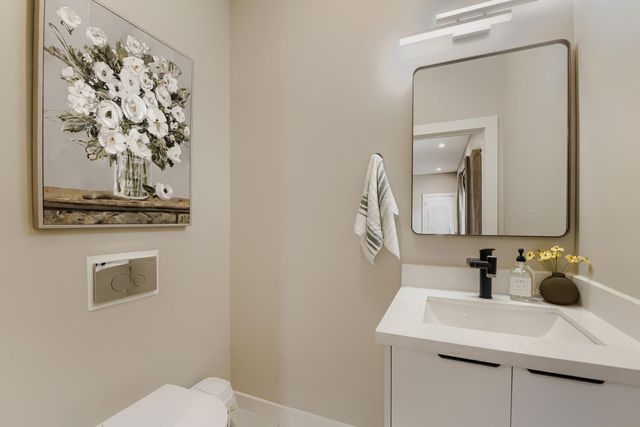 8815 Sharpview Drive, Houston, TX 77036