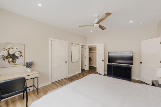 8815 Sharpview Drive, Houston, TX 77036