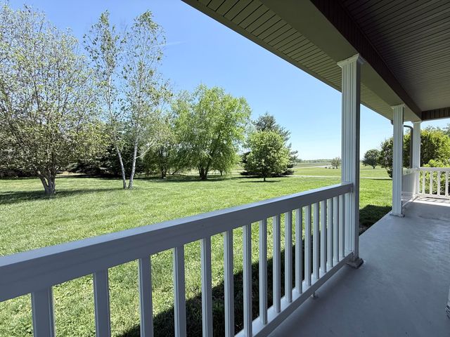 44 Windswept Lane, Russell Springs, KY 42642