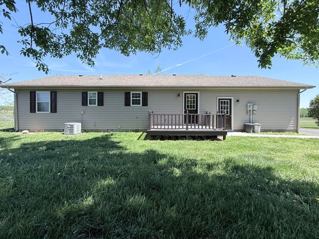 44 Windswept Lane, Russell Springs, KY 42642