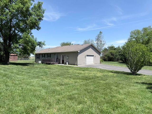44 Windswept Lane, Russell Springs, KY 42642