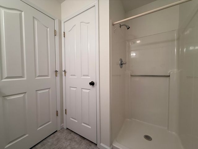 44 Windswept Lane, Russell Springs, KY 42642