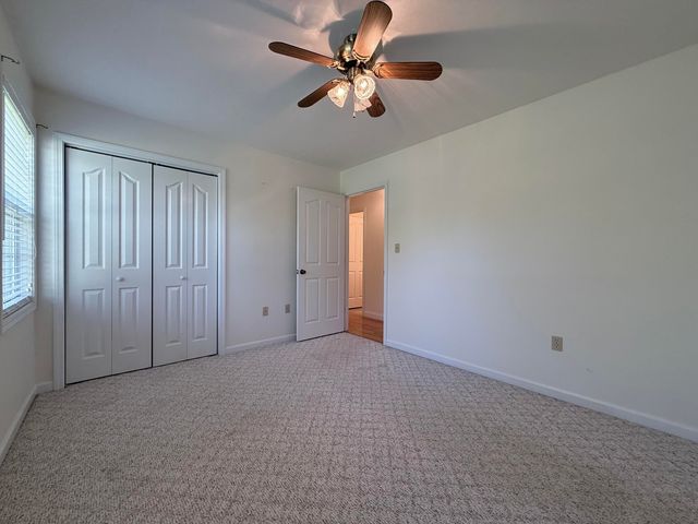 44 Windswept Lane, Russell Springs, KY 42642