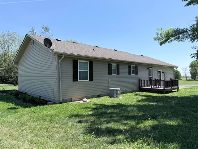 44 Windswept Lane, Russell Springs, KY 42642