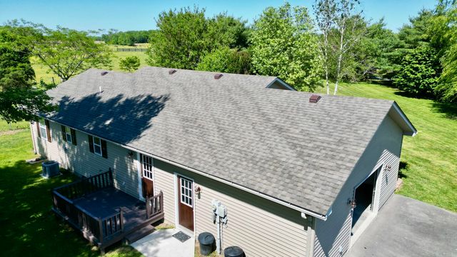 44 Windswept Lane, Russell Springs, KY 42642