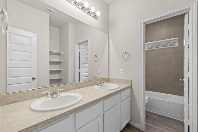 8427 Baywatch Circle, Baytown, TX 77523