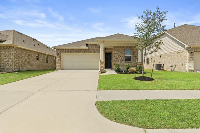 8427 Baywatch Circle, Baytown, TX 77523
