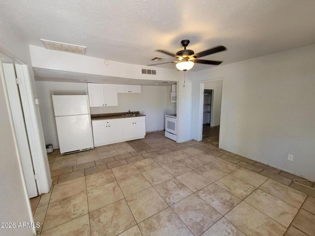 1001 N 32ND Avenue, Phoenix, AZ 85009