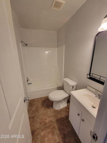 1001 N 32ND Avenue, Phoenix, AZ 85009