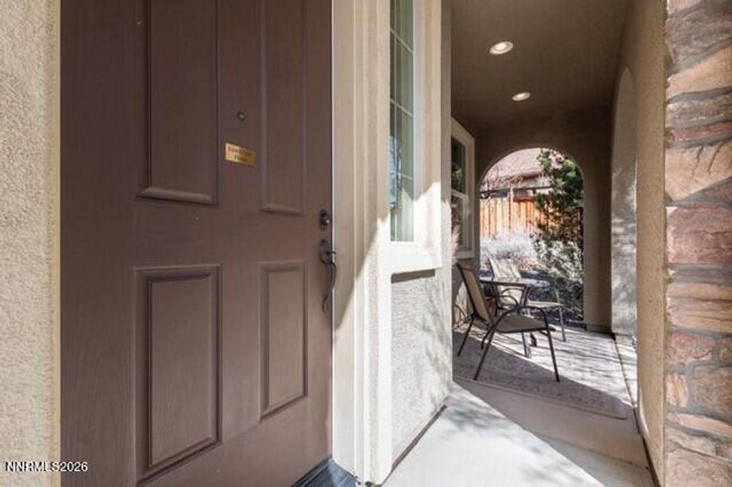 Image 2 of property listing at 7263 Fox Wood Lane, Sparks, NV 89436