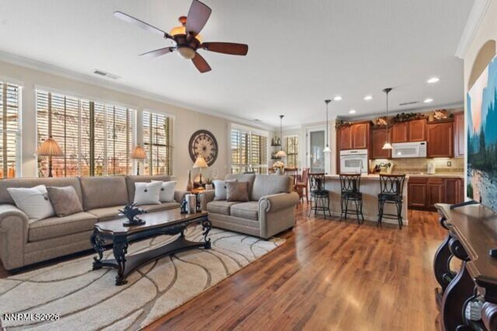 Image 9 of property listing at 7263 Fox Wood Lane, Sparks, NV 89436