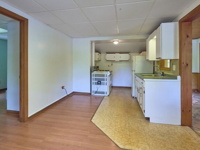 453 Mendon St, Uxbridge, MA 01569
