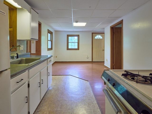 453 Mendon St, Uxbridge, MA 01569