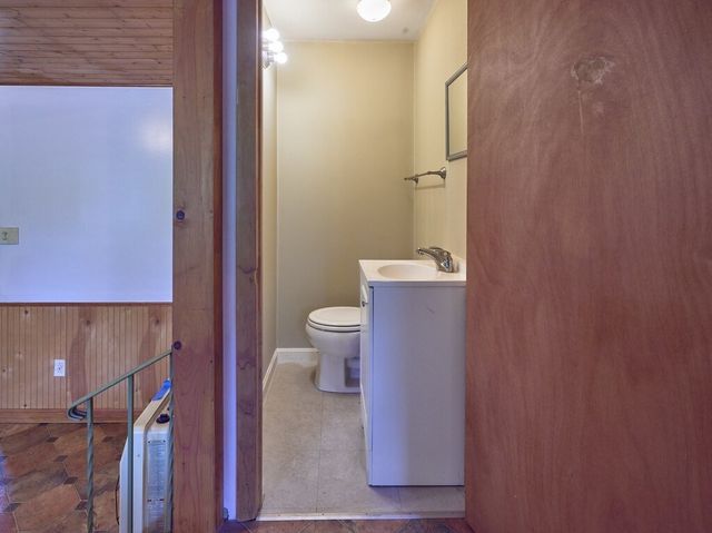 453 Mendon St, Uxbridge, MA 01569