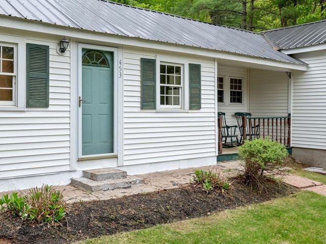 453 Mendon St, Uxbridge, MA 01569