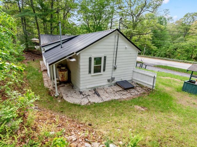 453 Mendon St, Uxbridge, MA 01569