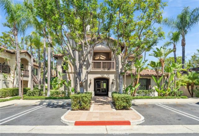 2960 Champion 209, Tustin, CA 92782