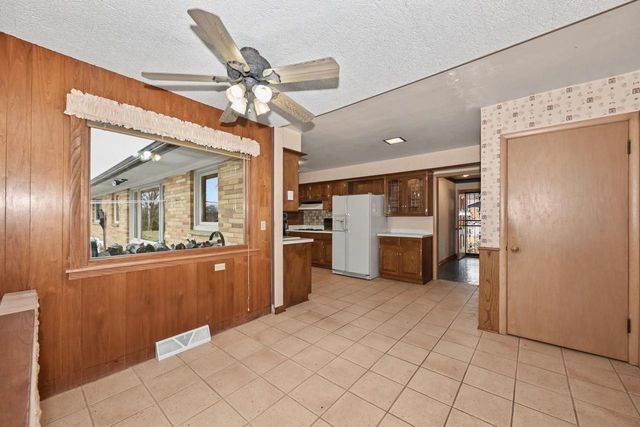 4260 N 163rd STREET, Brookfield, WI 53005