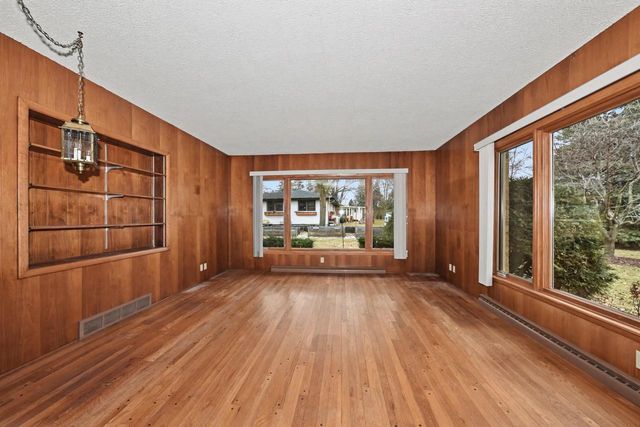 4260 N 163rd STREET, Brookfield, WI 53005