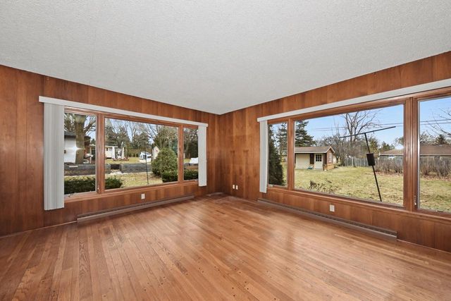 4260 N 163rd STREET, Brookfield, WI 53005