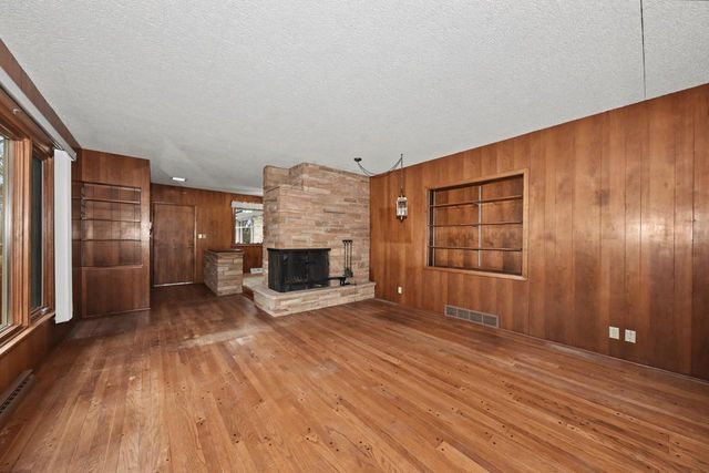 4260 N 163rd STREET, Brookfield, WI 53005