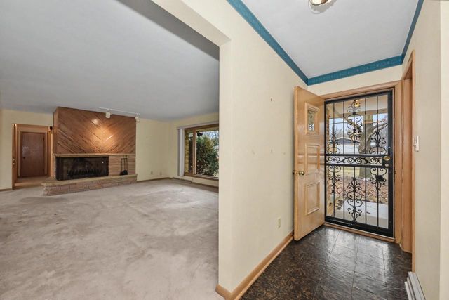 4260 N 163rd STREET, Brookfield, WI 53005