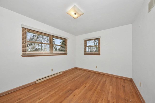 4260 N 163rd STREET, Brookfield, WI 53005