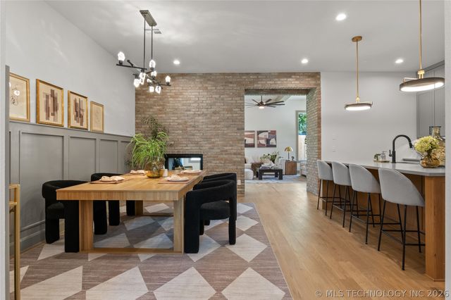 231 E 35th Place, Tulsa, OK 74105