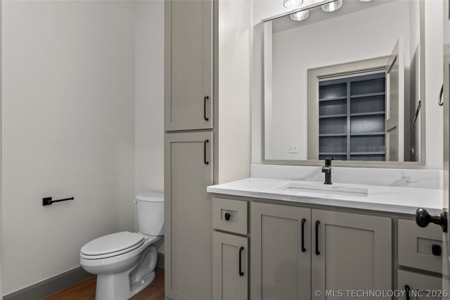 231 E 35th Place, Tulsa, OK 74105
