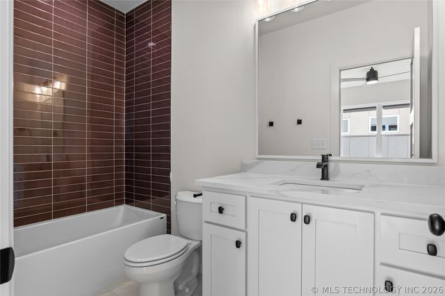 231 E 35th Place, Tulsa, OK 74105