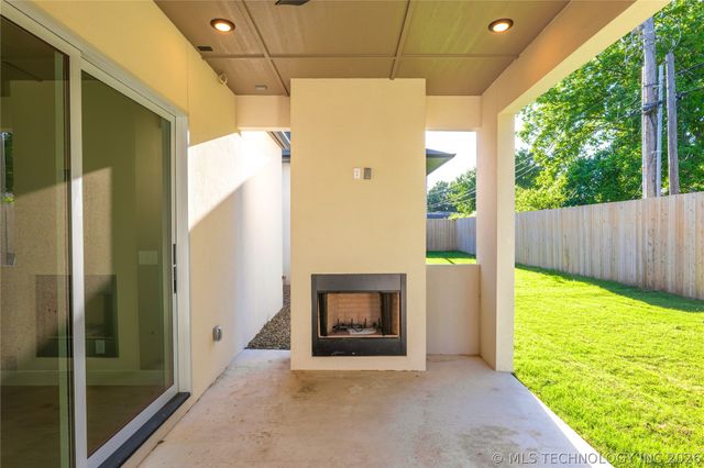 231 E 35th Place, Tulsa, OK 74105