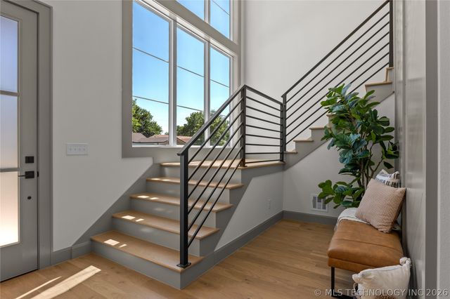 231 E 35th Place, Tulsa, OK 74105