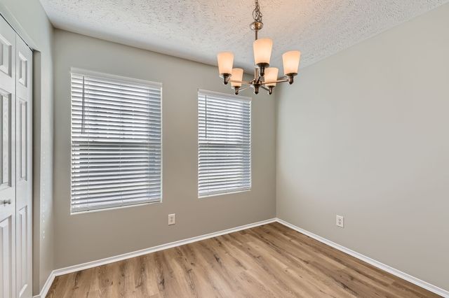 5855 Monroe Xing, Antioch, TN 37013