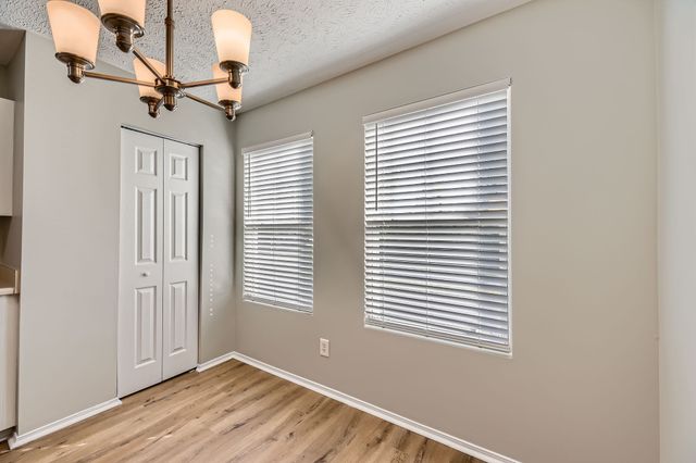 5855 Monroe Xing, Antioch, TN 37013