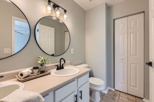 5855 Monroe Xing, Antioch, TN 37013