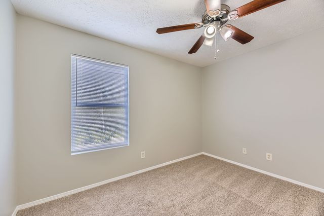 5855 Monroe Xing, Antioch, TN 37013