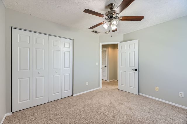 5855 Monroe Xing, Antioch, TN 37013