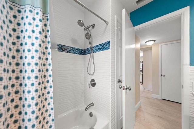 2139 LANAI AVENUE, Belleair Bluffs, FL 33770