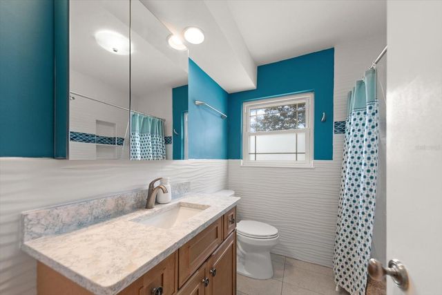 2139 LANAI AVENUE, Belleair Bluffs, FL 33770