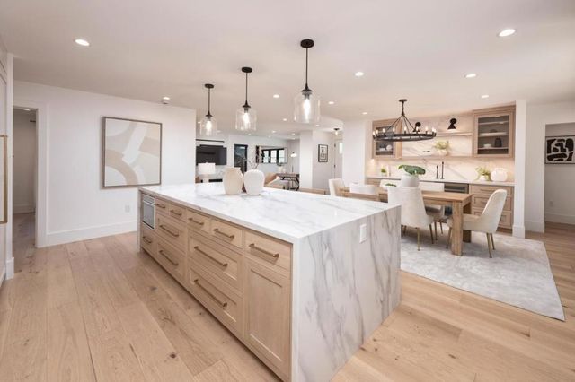 3231 Alameda De Las Pulgas, Menlo Park, CA 94025