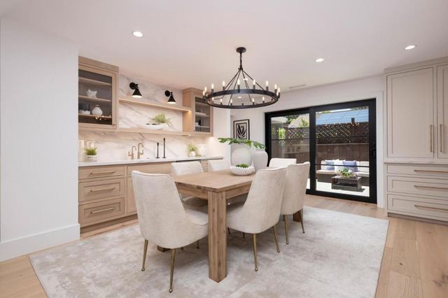 3231 Alameda De Las Pulgas, Menlo Park, CA 94025