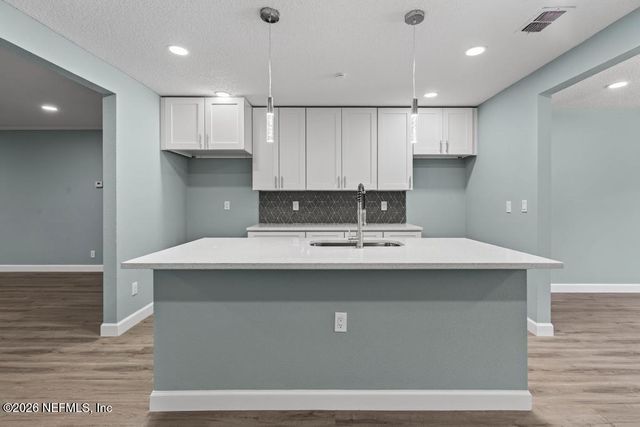 7427 JOHN F KENNEDY Drive W, Jacksonville, FL 32219