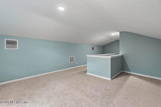 7427 JOHN F KENNEDY Drive W, Jacksonville, FL 32219