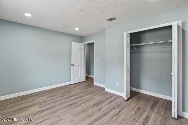 7427 JOHN F KENNEDY Drive W, Jacksonville, FL 32219