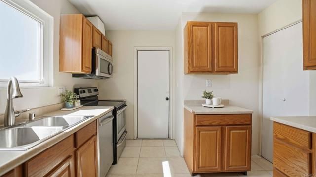 103 Arran Avenue, Spring Valley, CA 91977