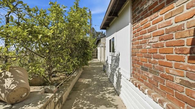 103 Arran Avenue, Spring Valley, CA 91977